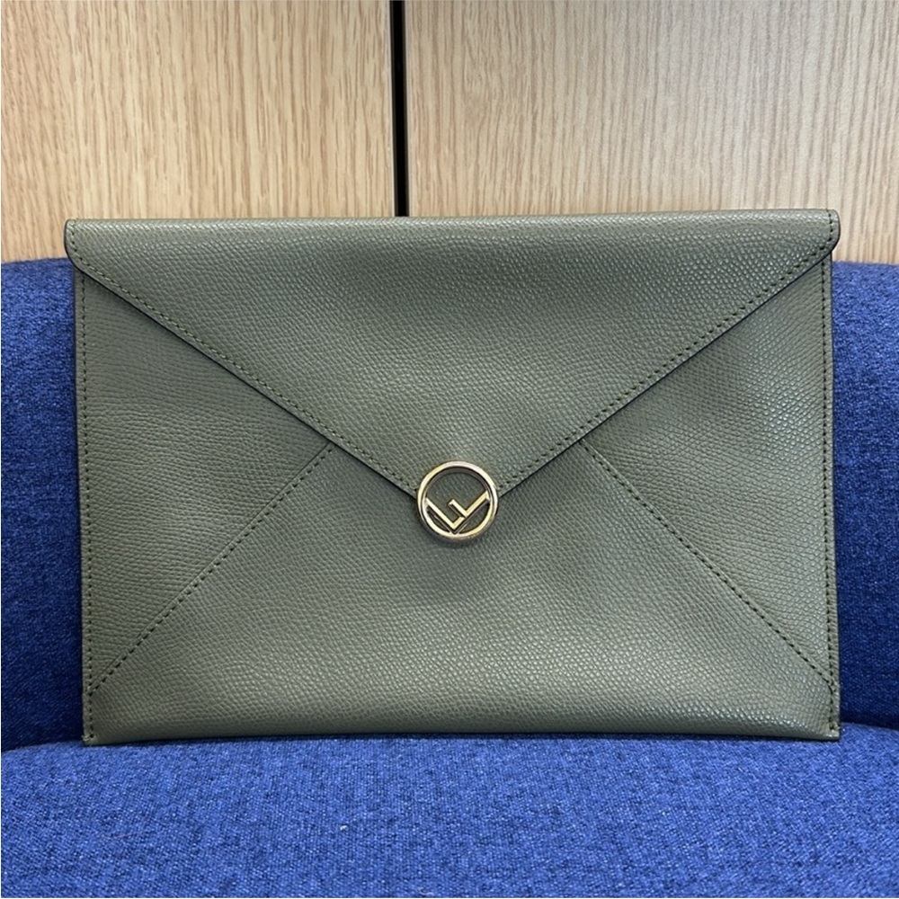 ‼️Authentic Fendi Green Envelope Clutch Pouch Bag - Picture 8 of 15